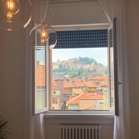 Camozzi Apartment *