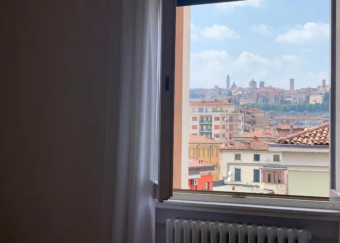 شقة Camozzi بيرغامو